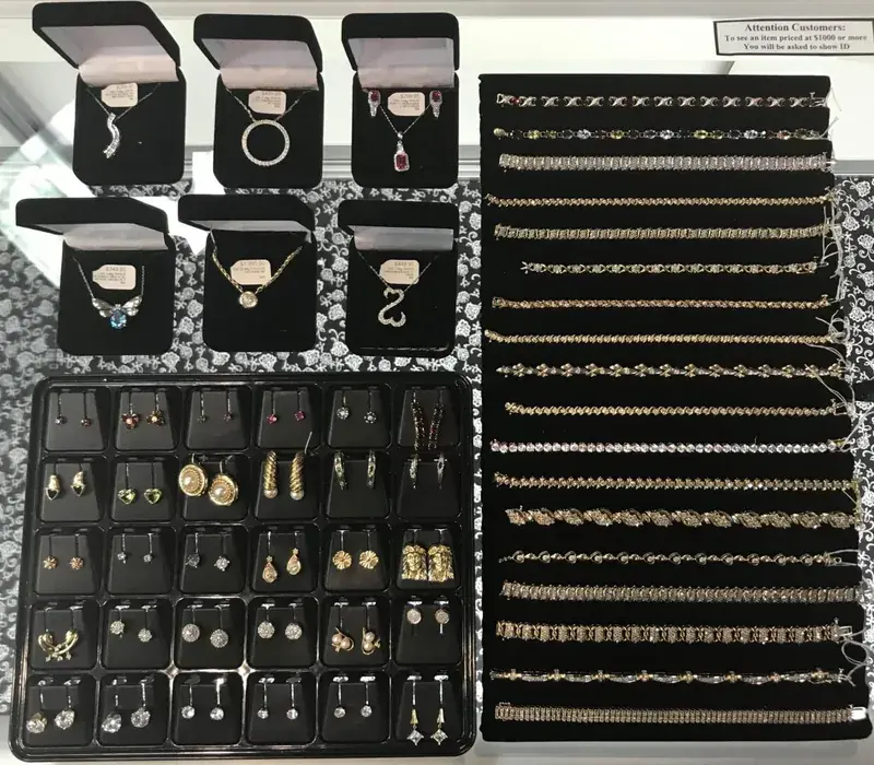 Stewarts Pawn Shop in Louisville, Ky